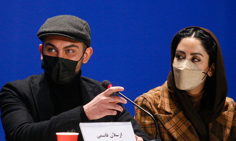 کارگردان «لایه های دروغ»:  دوست داشتم پلیس ایران را کاریزماتیک و جذاب نشان دهم/نادر فلاح: من خودم را کارگر سینما می‌دانم