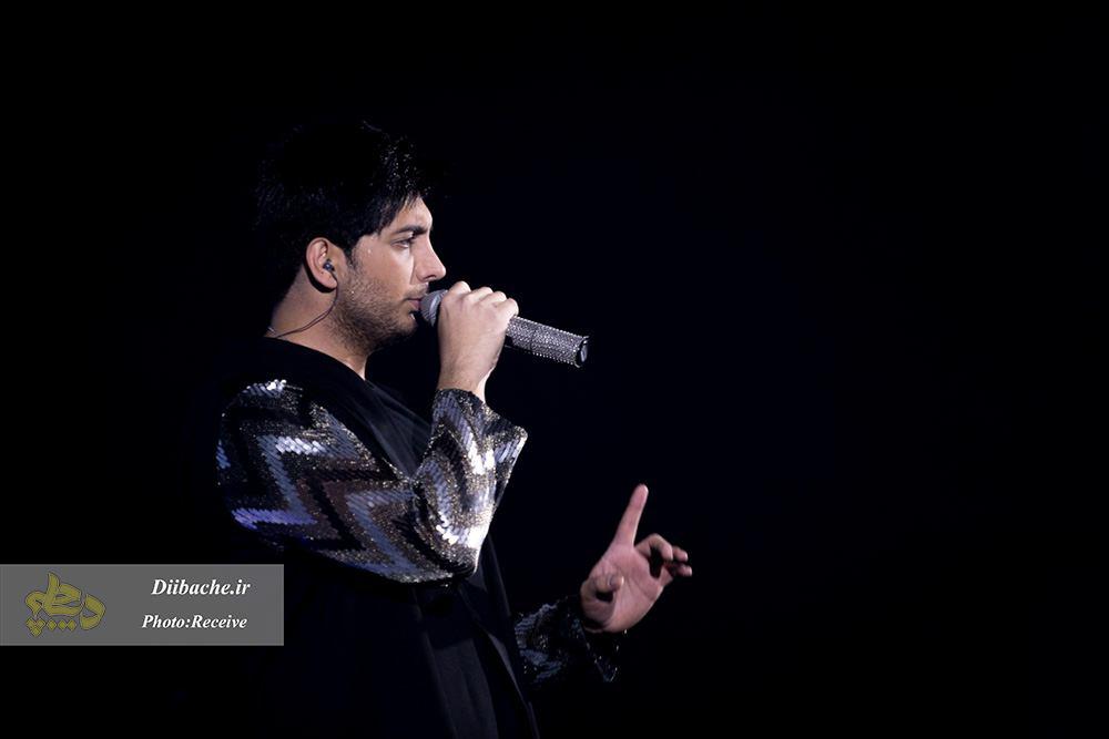 اولین کنسرت زمستانی فرزاد فرزین در تهران برگزار شد