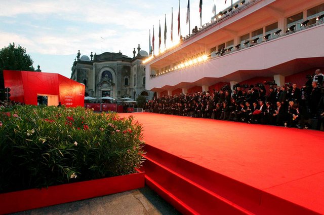 جشنواره فیلم ونیز با فیلم «الکساندر پاین» آغاز می شود