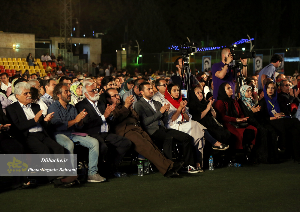 برگزیدگان جایزه های نوزدهمین جشن خانه سینمای ایران را به خانه بردند
