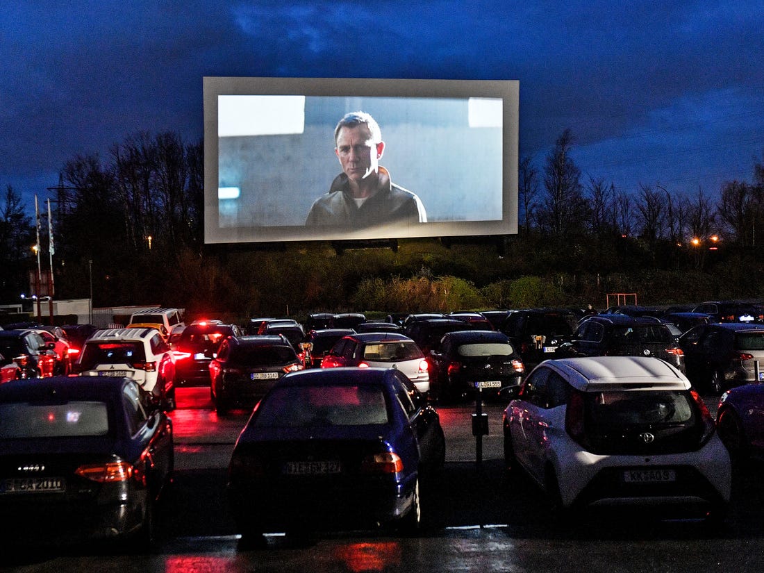 افزایش جالب  تعداد سینما‌های ماشینی در انگلستان به دلیل همه گیری ویروس کرونا