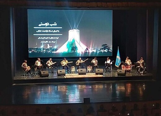 اجرای آهنگ محبوب ایرانیان توسط خواننده تاجیک