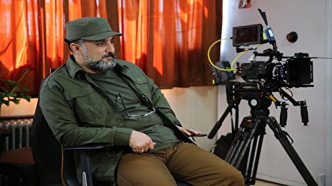مسائل جناحی و جریانی وارد سینما شده است | دولتمردان ما صنعت سینما را جدی نگرفته اند | معتقدم یک هنرمند باید سیاسی باشد!