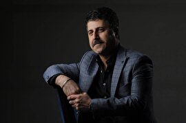 وقتی دوربین دیباچه، پای آسانسور، هومن حاجی عبداللهی را شکار می‌کند!