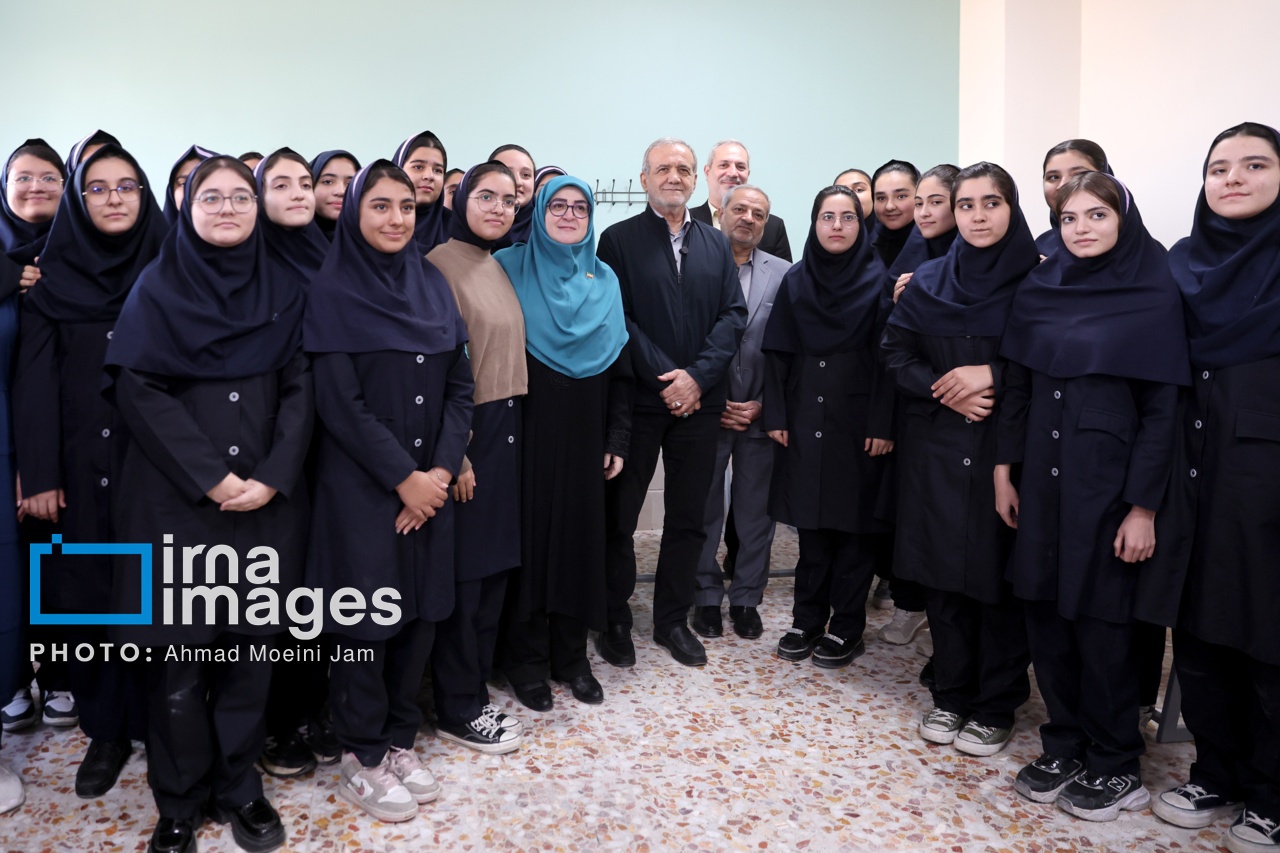 دکتر مسعود پزشکیان: جامعه ایران نباید از کشورهای پیشرفته عقب بماند! دکتر مسعود پزشکیان: جامعه ایران نباید از کشورهای پیشرفته عقب بماند!