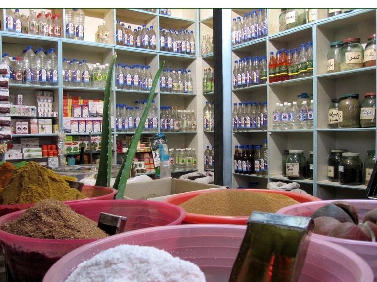 ورود جدی مجلس به ساماندهی عطاریها / عطاریها باید به چارچوب قانونی و ایمن بازگردند! ورود جدی مجلس به ساماندهی عطاریها / عطاریها باید به چارچوب قانونی و ایمن بازگردند!