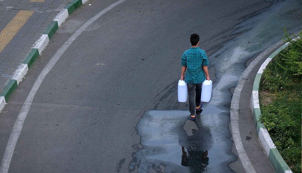 شبکه فرسوده آب تهران باید فوراً نوسازی شود / تخلیه پایتخت غیرعملی است!