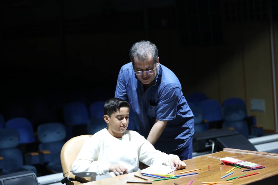 «خوانشی از پوستر «روزی روزگاری تابستان»؛ مواجههای بصری با جهان کودک» «خوانشی از پوستر «روزی روزگاری تابستان»؛ مواجههای بصری با جهان کودک»