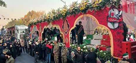 "پردیس" یکی از جایگاه‌های قطعی تدفین شهدای گمنام در تهران خواهد بود/دشمن باید دستگاه‌های محاسباتی خود را براساس ایستادگی‌ها و آرمان‌های  مردم...